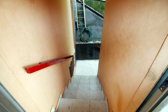 Escada de acesso de apartamento para alugar com 1 quarto, 65m² em Vista Alegre, Rio de Janeiro
