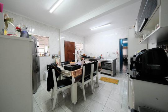 Cozinha de casa à venda com 4 quartos, 100m² em Ponte Rasa, São Paulo