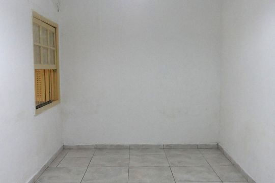 Quarto 1 de casa para alugar com 1 quarto, 40m² em Vila Arriete, São Paulo