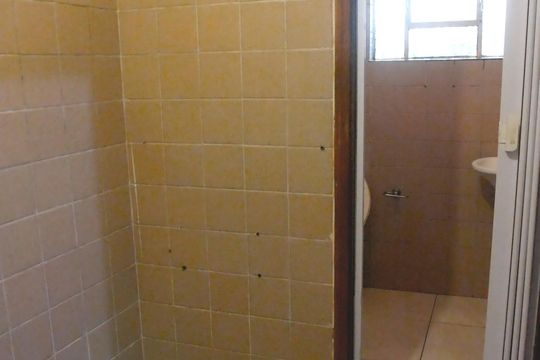 Banheiro de casa para alugar com 1 quarto, 40m² em Vila Arriete, São Paulo