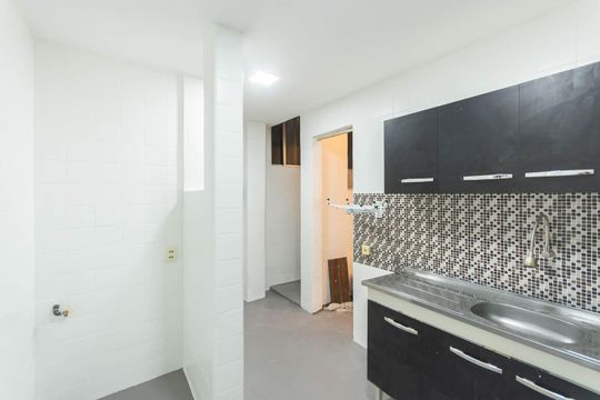 Cozinha de apartamento à venda com 2 quartos, 58m² em Maracanã, Rio de Janeiro