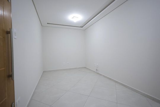 Apartamento para alugar com 2 quartos, 60m² em Vila Curuçá, Santo André