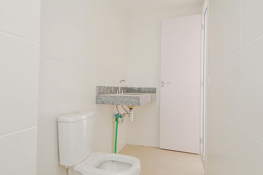 Banheiro do Quarto 2 de apartamento à venda com 2 quartos, 69m² em Vila Rosalia, Guarulhos