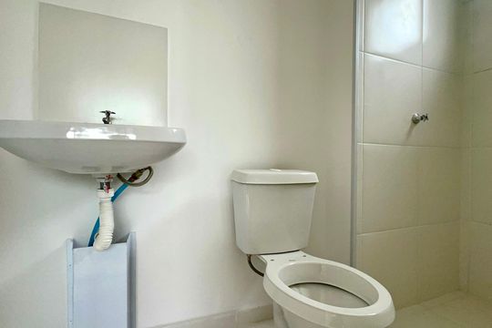 Banheiro de kitnet/studio para alugar com 1 quarto, 30m² em Jardim Paulista, São Paulo