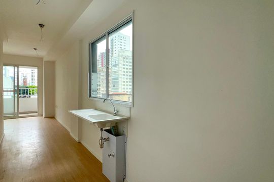 Cozinha de kitnet/studio para alugar com 1 quarto, 30m² em Jardim Paulista, São Paulo