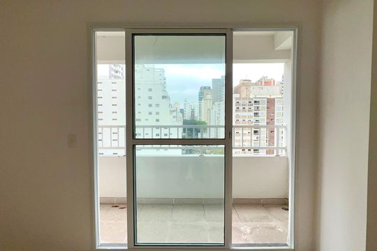 Varanda de kitnet/studio para alugar com 1 quarto, 30m² em Jardim Paulista, São Paulo