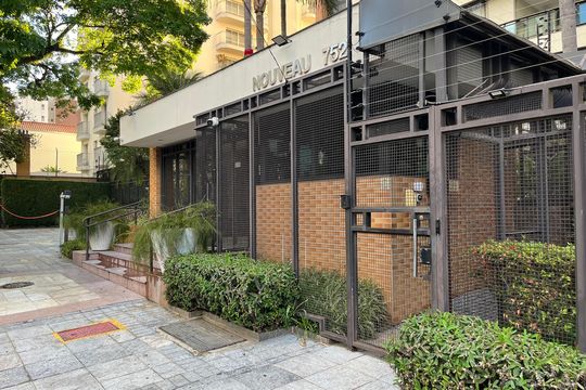 Fachada do Prédio de apartamento à venda com 3 quartos, 180m² em Vila Anglo Brasileira, São Paulo