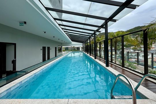 Área comum - Piscina Coberta de apartamento para alugar com 1 quarto, 50m² em Saco Grande, Florianópolis
