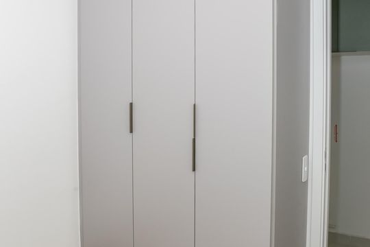 Quarto 2 de apartamento para alugar com 2 quartos, 33m² em Parque Industrial Tomas Edson, São Paulo
