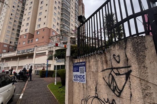 Fachada de apartamento à venda com 2 quartos, 77m² em Jardim Arpoador, São Paulo