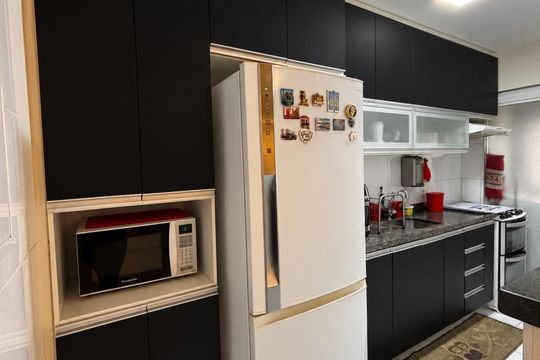 Cozinha de apartamento à venda com 2 quartos, 77m² em Jardim Arpoador, São Paulo