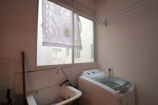 Cozinha - Armários de apartamento para alugar com 2 quartos, 120m² em Rio Branco, Canoas
