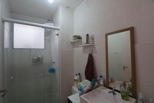 Banheiro  de apartamento para alugar com 2 quartos, 120m² em Rio Branco, Canoas