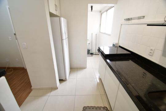 Cozinha de apartamento à venda com 1 quarto, 52m² em Cambuí, Campinas