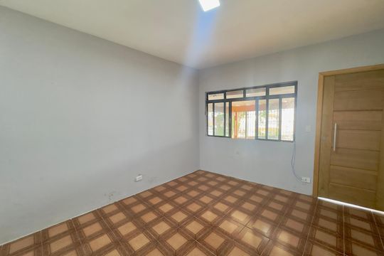 Casa para alugar com 2 quartos, 160m² em Jardim Santa Mena, Guarulhos