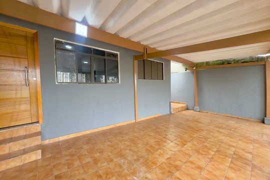 Garagem de casa para alugar com 2 quartos, 160m² em Jardim Santa Mena, Guarulhos
