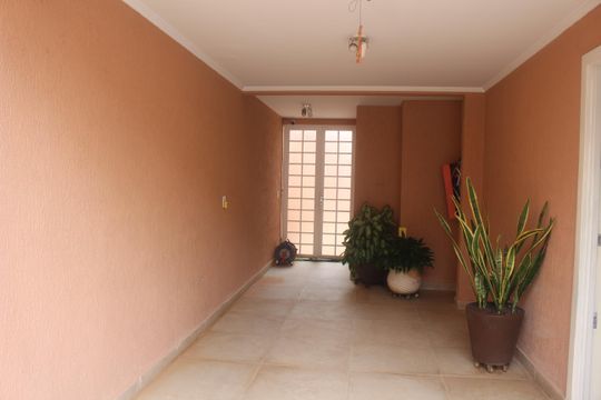 Garagem de casa à venda com 3 quartos, 235m² em Cerâmica, São Caetano do Sul