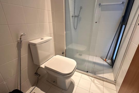 Banheiro Social de apartamento para alugar com 1 quarto, 36m² em Brooklin, São Paulo