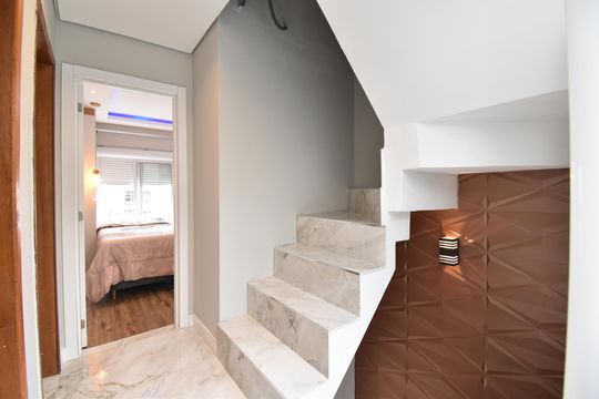 Corredor de casa à venda com 2 quartos, 75m² em Cidade Industrial de Curitiba, Curitiba