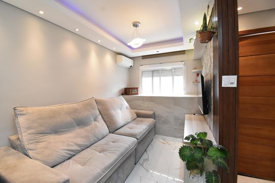 Sala de casa à venda com 2 quartos, 75m² em Cidade Industrial de Curitiba, Curitiba
