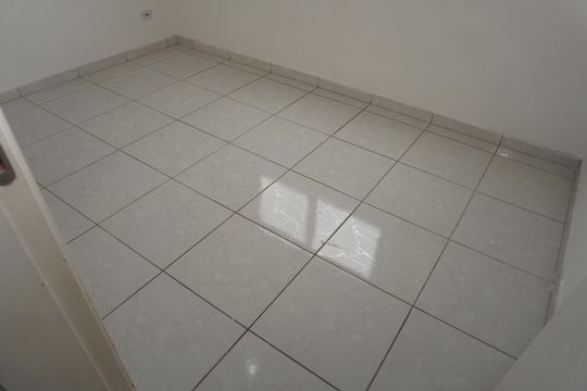 Quarto 2 de apartamento para alugar com 2 quartos, 54m² em Jardim Independência, Embu das Artes