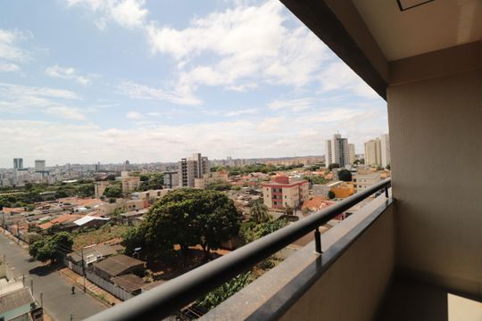 Sacada de apartamento para alugar com 1 quarto, 27m² em Santa Mônica, Uberlândia