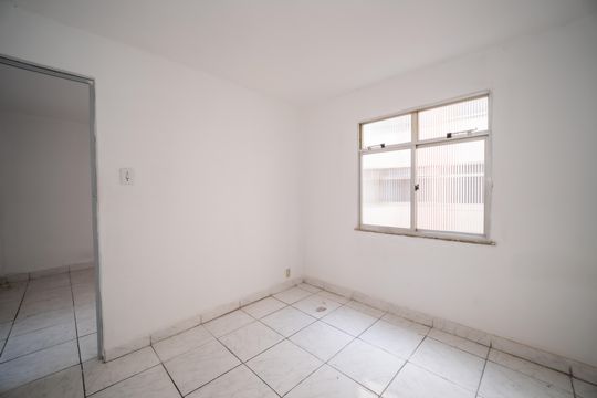Quarto de apartamento à venda com 1 quarto, 60m² em Penha Circular, Rio de Janeiro