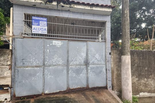 Fachada de casa para alugar com 2 quartos, 100m² em Gradim, São Gonçalo