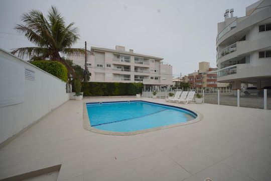 Piscina de apartamento para alugar com 2 quartos, 87m² em Ingleses Norte, Florianópolis