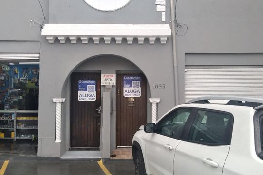 Fachada de casa para alugar com 2 quartos, 160m² em Santana, São Paulo