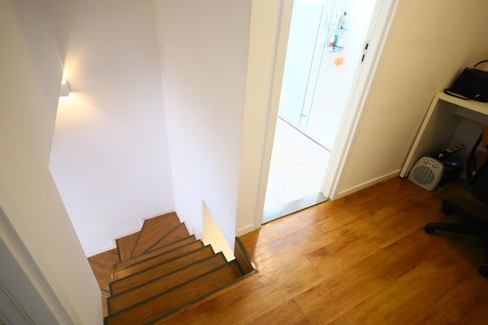 Corredor quarto de apartamento à venda com 1 quarto, 52m² em Vila Yara, Osasco