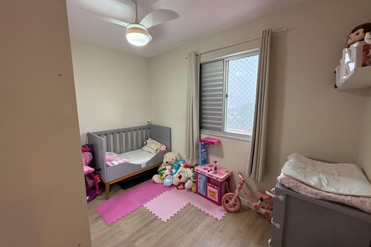 Quarto de apartamento à venda com 2 quartos, 60m² em Parque Maria Domitila, São Paulo