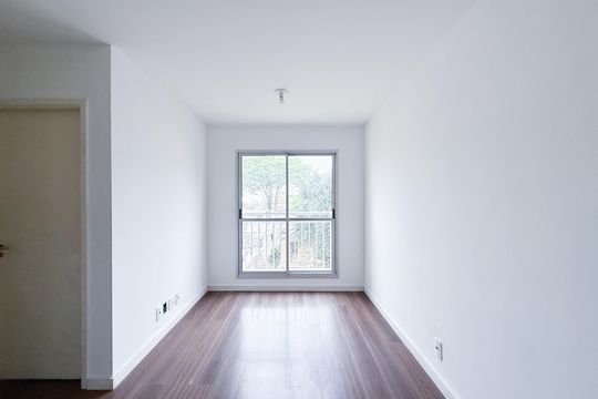 Sala de apartamento para alugar com 2 quartos, 50m² em Jaraguá, São Paulo