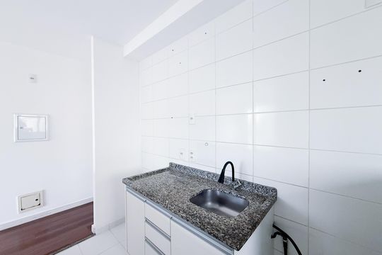 Cozinha e Área de Serviço de apartamento para alugar com 2 quartos, 50m² em Jaraguá, São Paulo