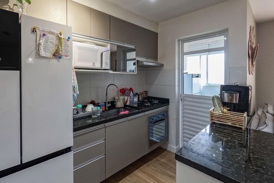 Cozinha de apartamento à venda com 2 quartos, 53m² em Jardim Iris, São Paulo