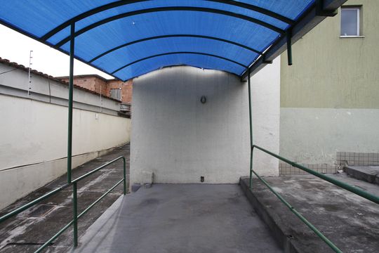 Garagem de apartamento para alugar com 3 quartos, 90m² em Havaí, Belo Horizonte