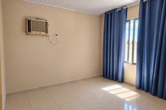 Quarto 1 de casa para alugar com 2 quartos, 60m² em Vicente de Carvalho, Rio de Janeiro