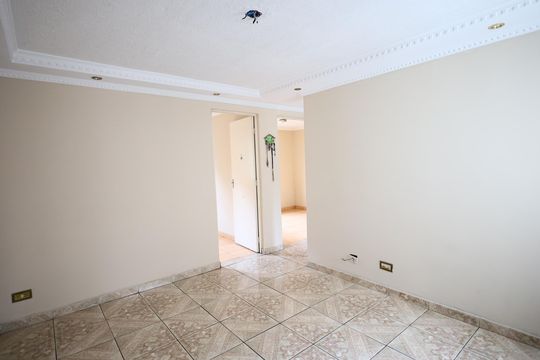 Apartamento para alugar com 2 quartos, 50m² em Padroeira, Osasco