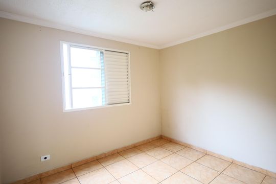 Quarto 2 de apartamento para alugar com 2 quartos, 50m² em Padroeira, Osasco