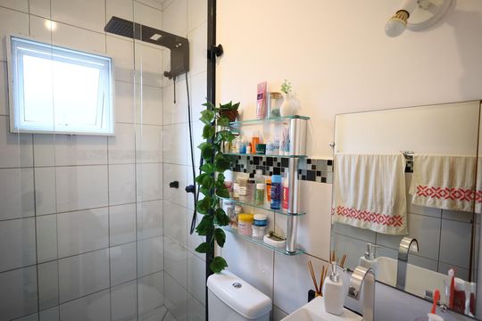 Banheiro 2 de casa à venda com 4 quartos, 160m² em Baronesa, Osasco