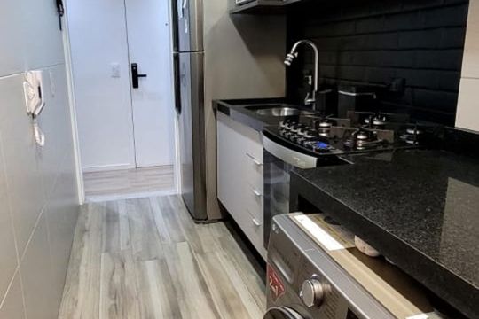 Cozinha de apartamento à venda com 2 quartos, 53m² em Jardim Modelo, São Paulo