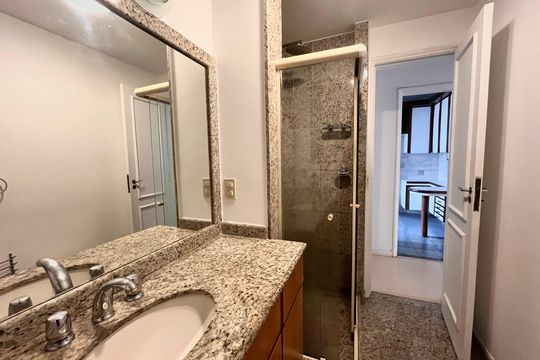 Apartamento para alugar com 2 quartos, 105m² em Copacabana, Rio de Janeiro
