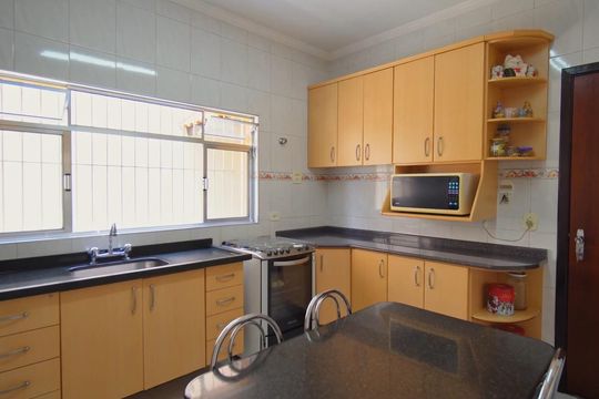 Cozinha de casa à venda com 3 quartos, 248m² em City Bussocaba, Osasco