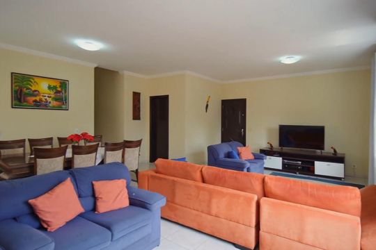 Casa à venda com 3 quartos, 248m² em City Bussocaba, Osasco
