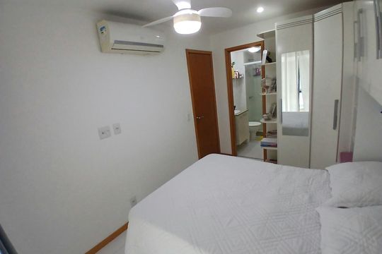 Quarto de apartamento à venda com 3 quartos, 137m² em Recreio dos Bandeirantes, Rio de Janeiro