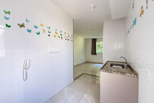 Cozinha de apartamento para alugar com 2 quartos, 52m² em Santa Amelia, Belo Horizonte