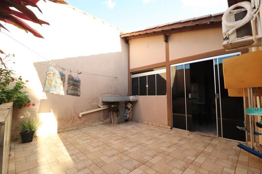 Área de Serviço de casa para alugar com 4 quartos, 300m² em Granada, Uberlândia