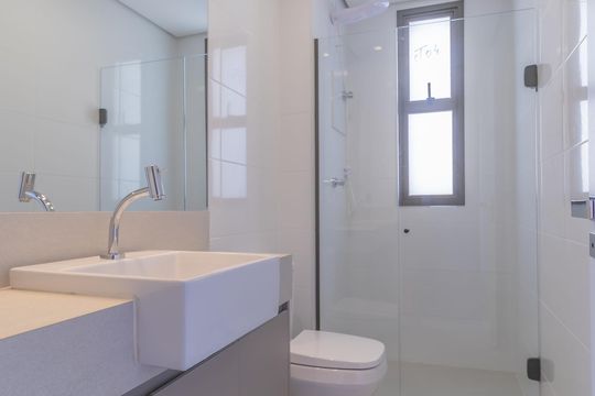 Suíte - Banheiro  de apartamento à venda com 3 quartos, 83m² em Cidade Nova, Belo Horizonte