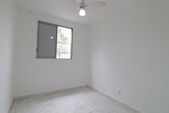 Quarto 1 de apartamento para alugar com 2 quartos, 62m² em Vila Sao Jose (cidade Dutra), São Paulo