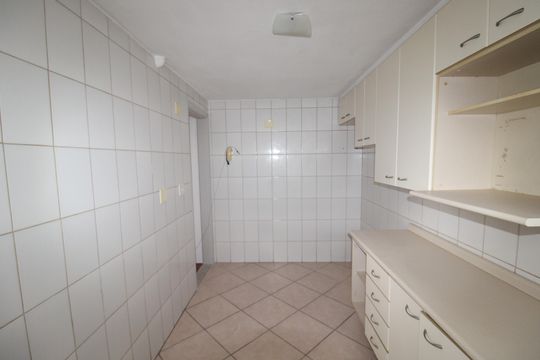Cozinha de apartamento para alugar com 2 quartos, 71m² em Limão, São Paulo